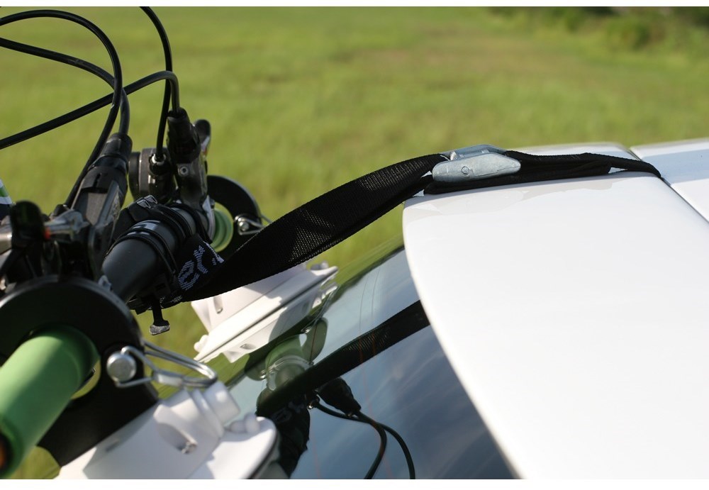 SeaSucker Hornet 1-Bike Handlebar Mount Rack for SUVs and Hatchbacks