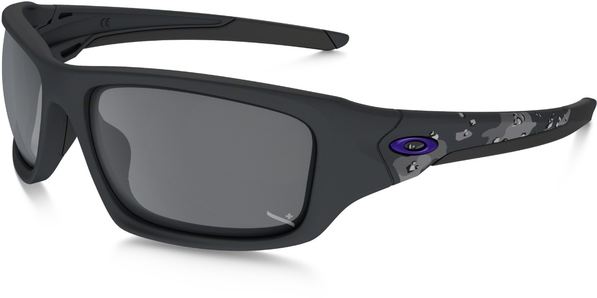 Oakley Valve Infinite Hero Sunglasses