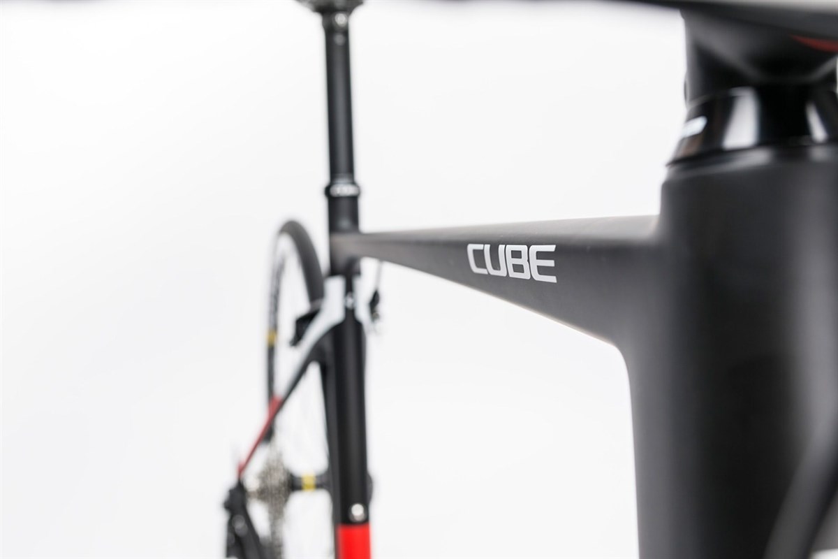 Cube Attain GTC 2017 Road Bike