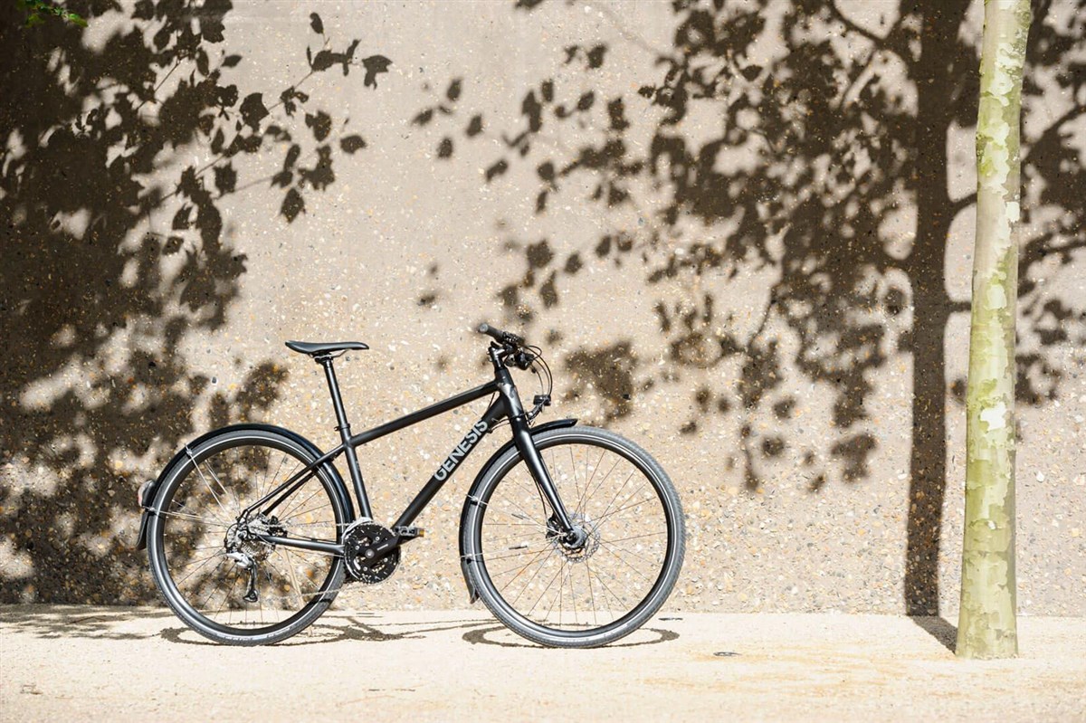 Genesis Skyline 30  2017 Hybrid Sports Bike