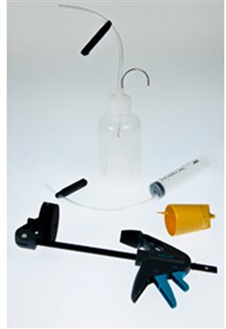 Shimano TL-BT03 Disc Brake Bleeding Kit With Clamp Tool / Funnel, Bottle And Syringe